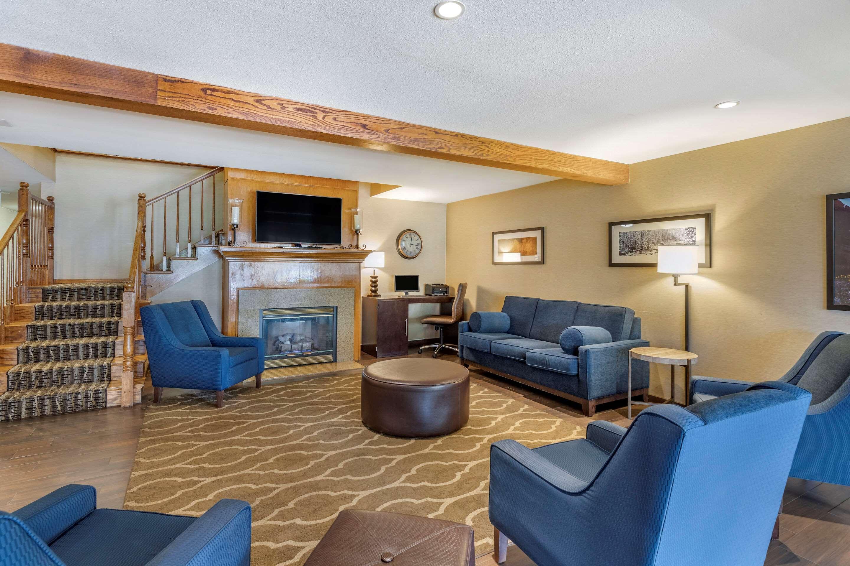 Comfort Inn&Suites Carbondale Extérieur photo